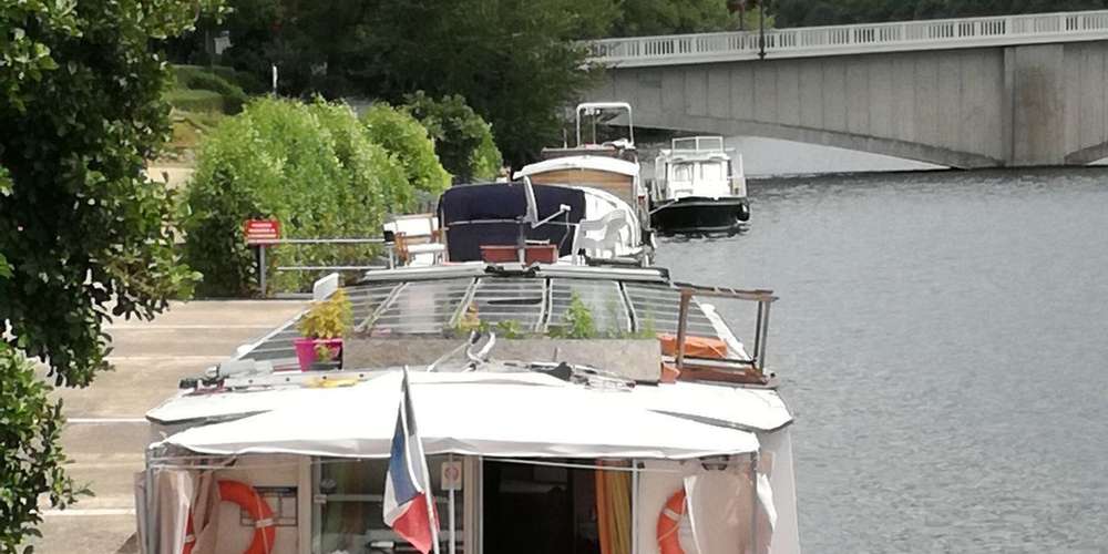 Où peut-on amarrer son bateau sur la Garonne ?